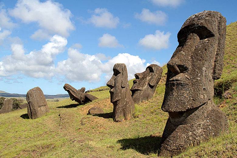 Moai Statues